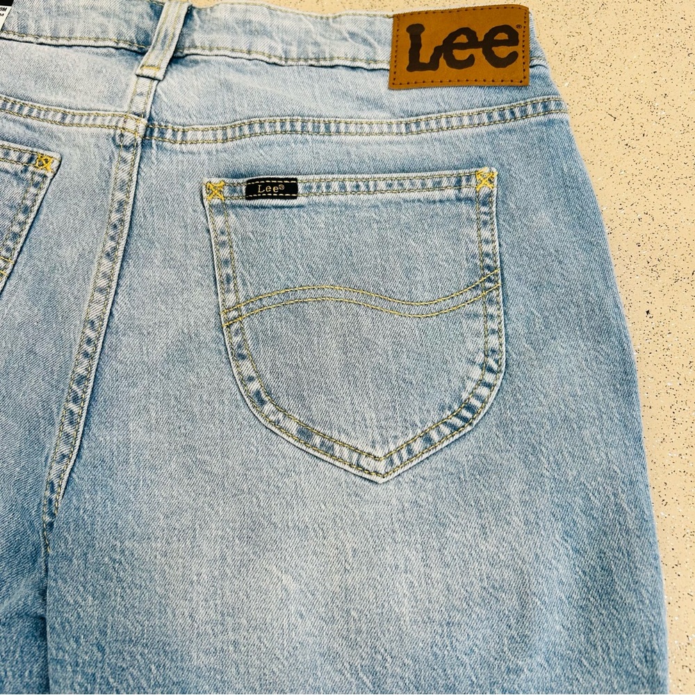 Lee Legendary New Love Denim Shorts Mid Rise Women’s Size 10 Medium, 5” Inseam - Picture 12 of 15